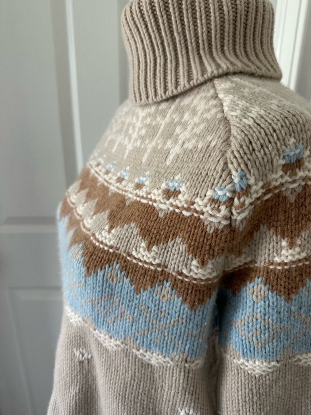 Bogner Samia 100% Cashmere Turtleneck Fair Isle Knit Sweater - Picture 3 of 6